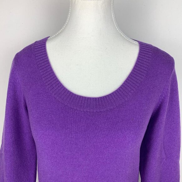 Charter Club Soft Purple Cashmere Sweater - Luxurious S/M Scoop Neck Jumper - Picture 5 of 6